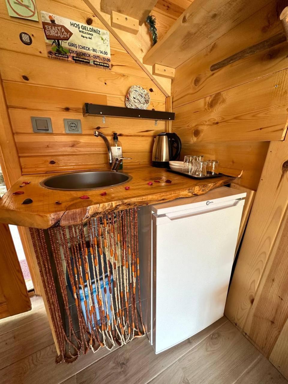 Çamlıhemşin Ekakta Bungalov الغرفة الصورة